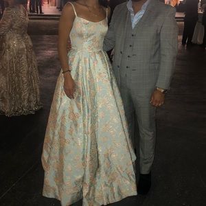 Jacquard gown worn once